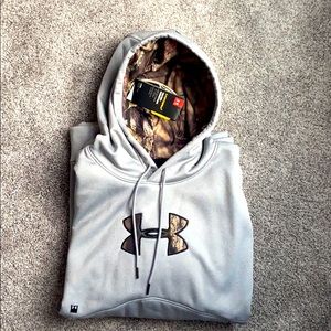 NWT - Under Armour Sweatshirt